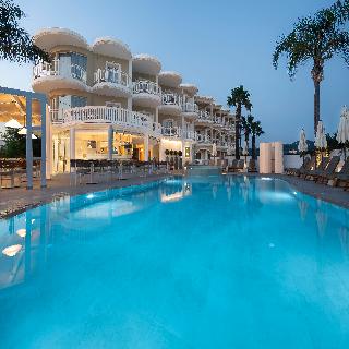 Arkadia Luxury Hotel Apartments
