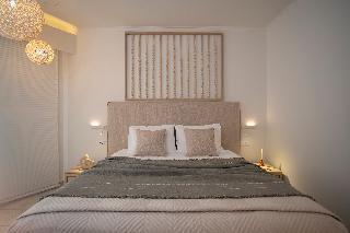 Arkadia Luxury Hotel Apartments