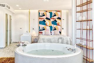 Arkadia Luxury Hotel Apartments