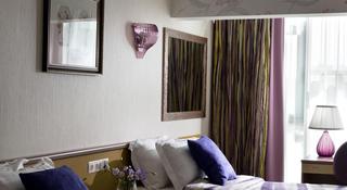 Room thumbnail 26