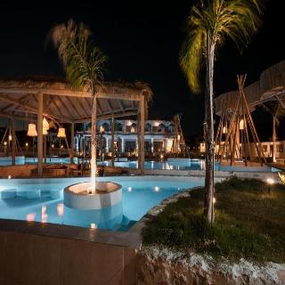 Alia Luxury Suites, ,