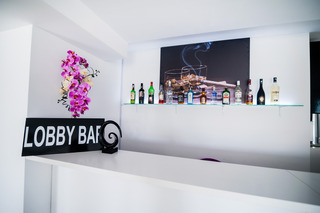 Alex & George Boutique Hotel