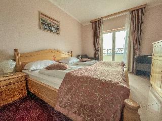 Room Room