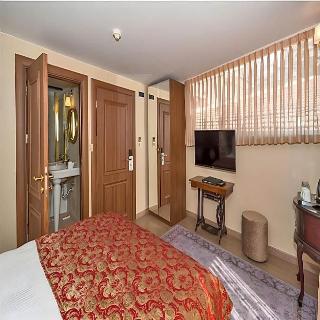 By Murat Royal Hotel