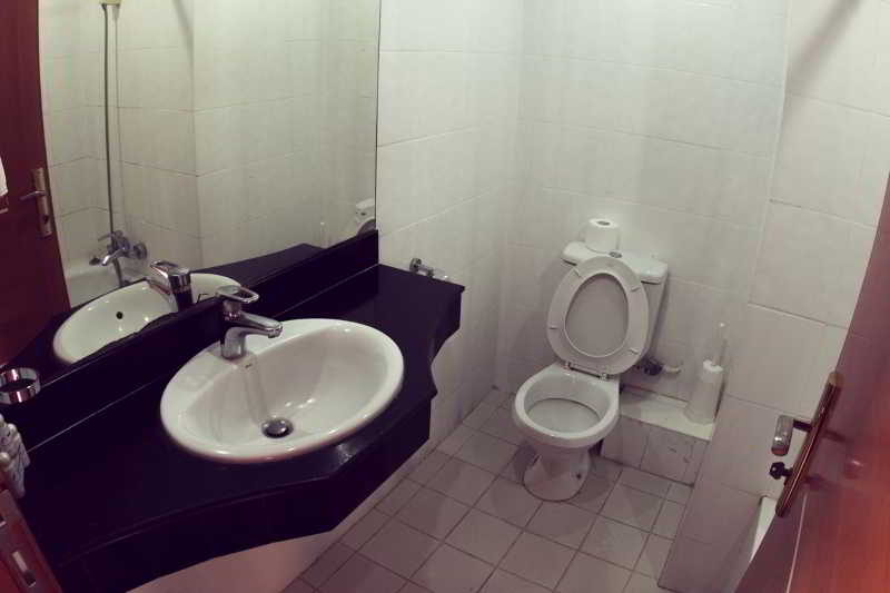 Room thumbnail 1