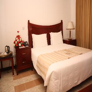 Room thumbnail 6