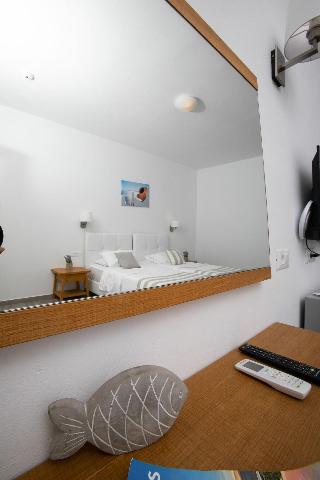 Room Room