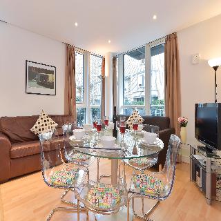 Amber Nike Apartments, Londyn