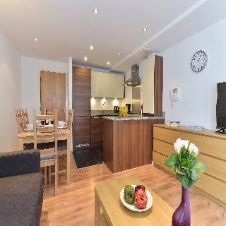 Amber Nike Apartments, Londyn