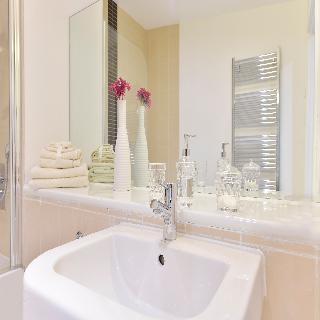 Amber Nike Apartments, Londyn