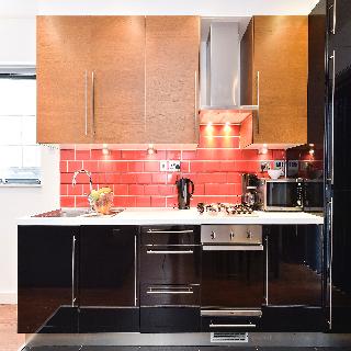 Amber Nike Apartments, Londyn