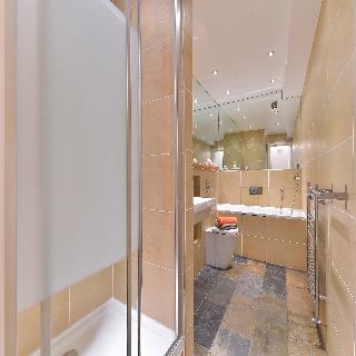 Amber Nike Apartments, Londyn