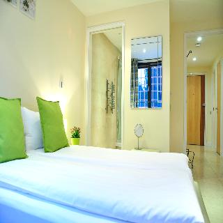 Amber Nike Apartments, Londyn