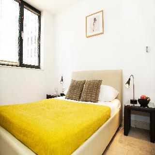 Amber Nike Apartments, Londyn