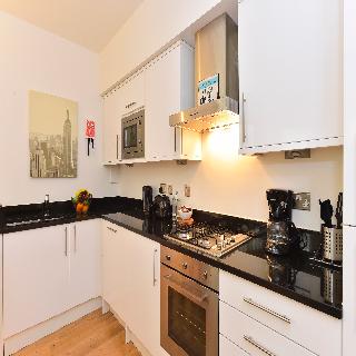 Amber Nike Apartments, Londyn