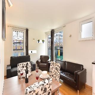 Amber Nike Apartments, Londyn