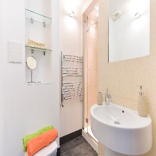 Amber Nike Apartments, Londyn