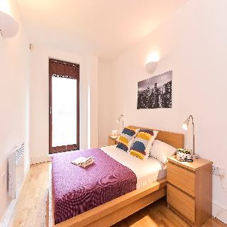 Amber Nike Apartments, Londyn