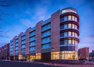 Hilton Garden Inn Alexandria Old Town National Har