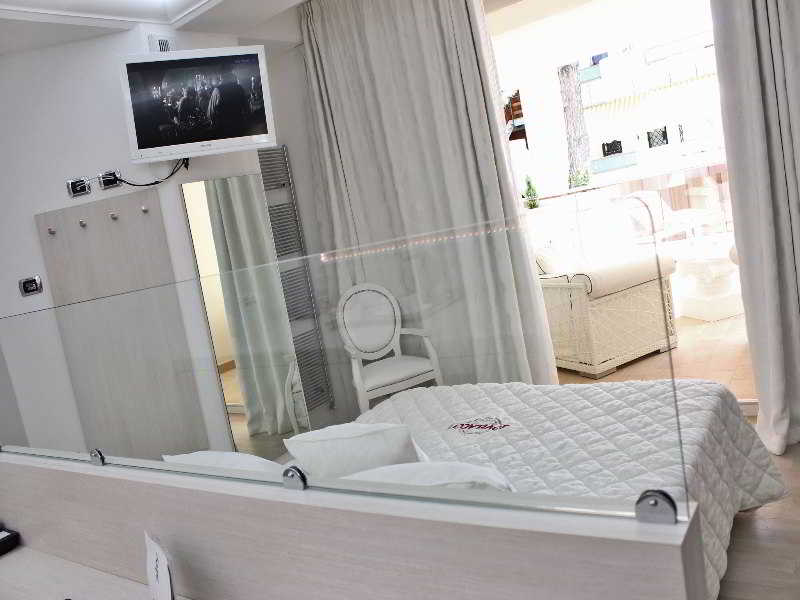 Bovelacci Hotel Paradiso, Rimini