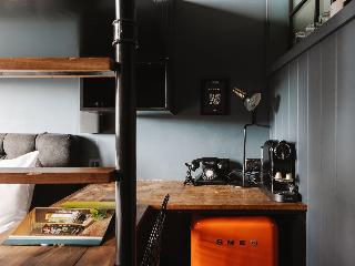 Room Room