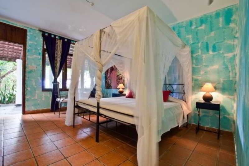Room thumbnail 1