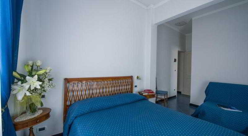 Giulio Cesare Hotel, Genoa
