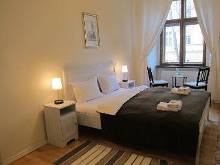 General view thumbnail 9