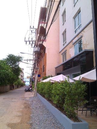 General view thumbnail 4