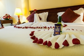 Room thumbnail 2