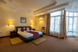 Room thumbnail 5