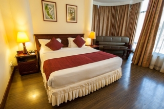 Room thumbnail 6