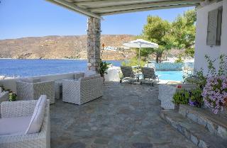 Yperia Hotel