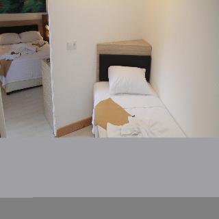 Room thumbnail 10