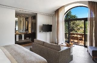 Room Room