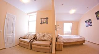 Room thumbnail 16