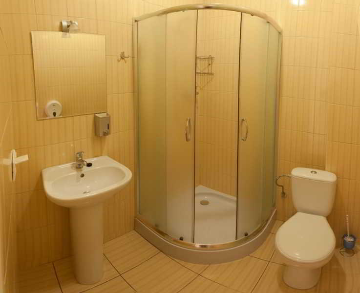 Room thumbnail 5