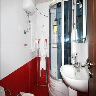 Room thumbnail 9
