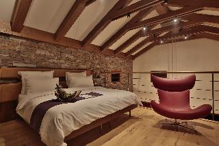 Ariana Sustainable Luxury Lodge