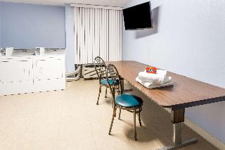 Days Hotel & Conference Center By Wyndham Danville