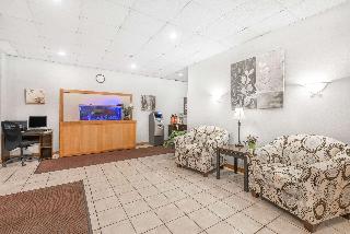 Days Inn By Wyndham St Clairsville