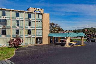 Days Inn by Wyndham Cambridge