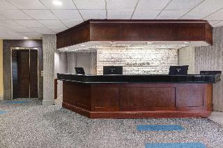 Days Inn By Wyndham Niagara Falls Near The Falls COM
