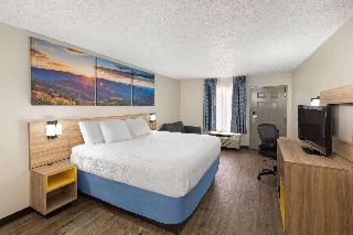 1 King Bed Studio Suite Smoking