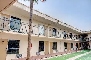 Days Inn by Wyndham St. Petersburg / Tampa Bay