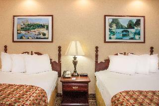 2 Double Beds Non-Smoking