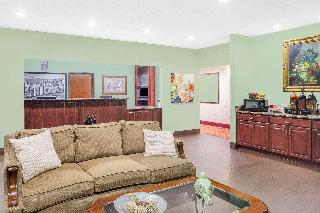 Super 8 By Wyndham Central City