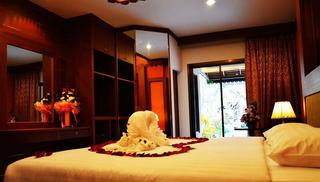 General view thumbnail 12