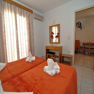 Erato Studios&Apartments