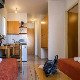 Erato Studios&Apartments